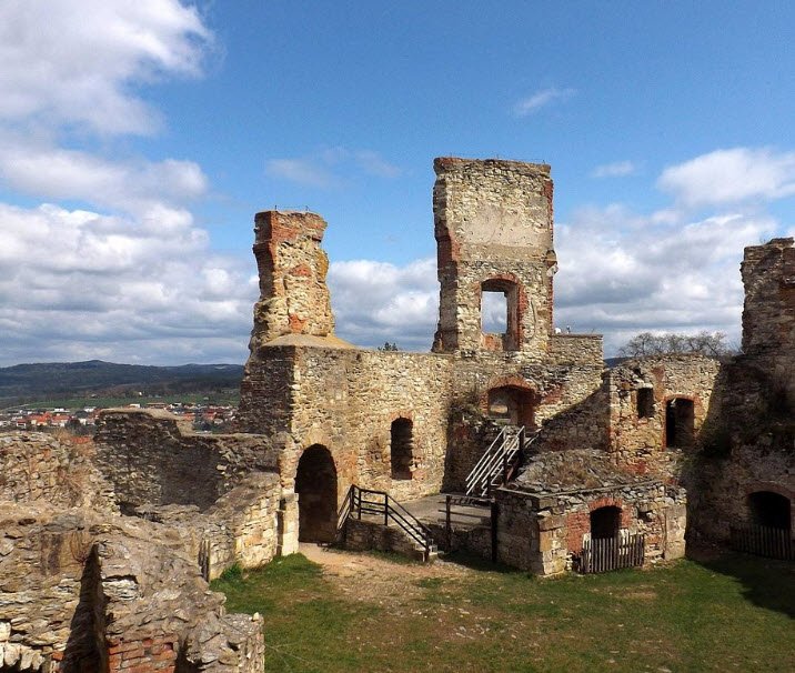 Zřícenina Hradu Špránek, Luká, Czechia, Czech Republic (Czechia)